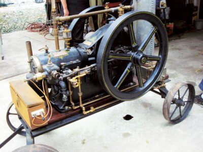 O.S. ENGINE FSα-81-P ボンピング式エンジン O.S. ENGINE FSα-81-P ボンピング式エンジン
